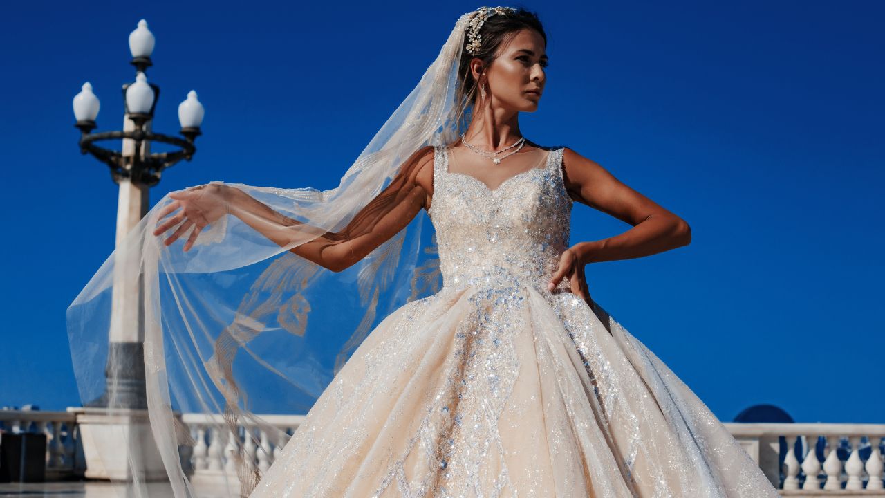 Vai casar? Veja dicas para escolher o vestido de noiva perfeito